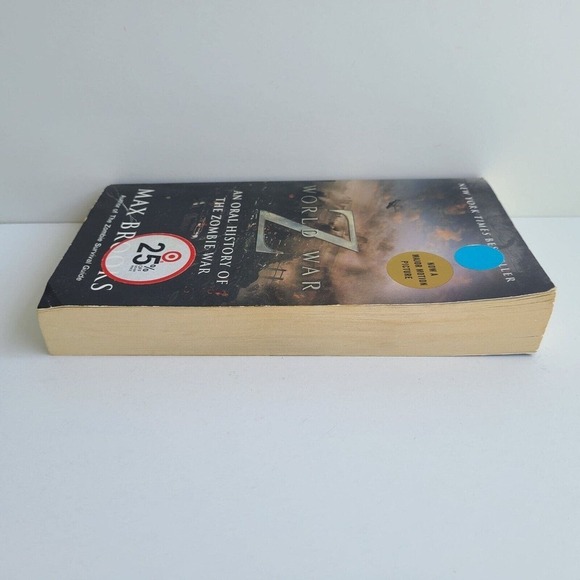 5/$12 Book Movie Tie In World War Z Oral History Zombie War Brooks Apocalypse - Picture 8 of 9